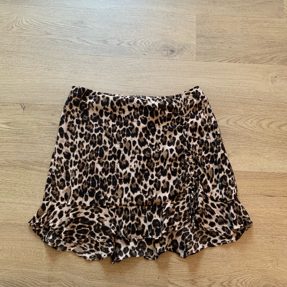 Forever 21 Cheetah Print Ruffled Mini Skirt